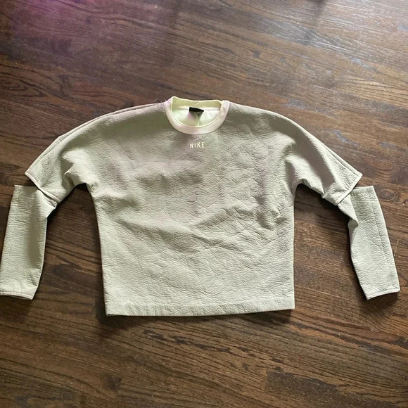 Sweaters - Nike Green Pullover